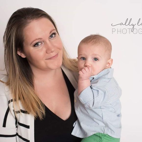 Meet your Posher, Jessalyn - Picture 1 of 3